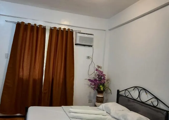 3rd And Try Travelers And House 3* Manila